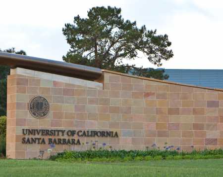 Калифорнийский университет в Санта-Барбаре провел первый сертифицированный курс по блокчейну