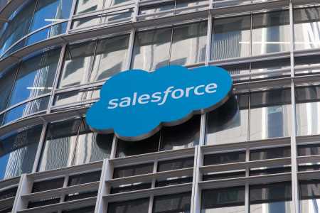 Salesforce внедряет блокчейн Lition для децентрализованного хранения данных