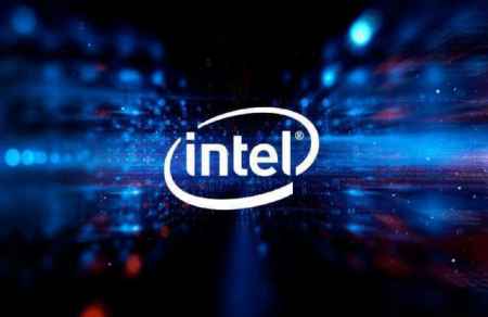 Intel останавливает деятельность в России