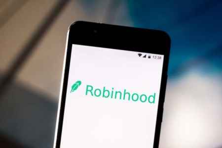 Robinhood растерял почти 70% торгового объема